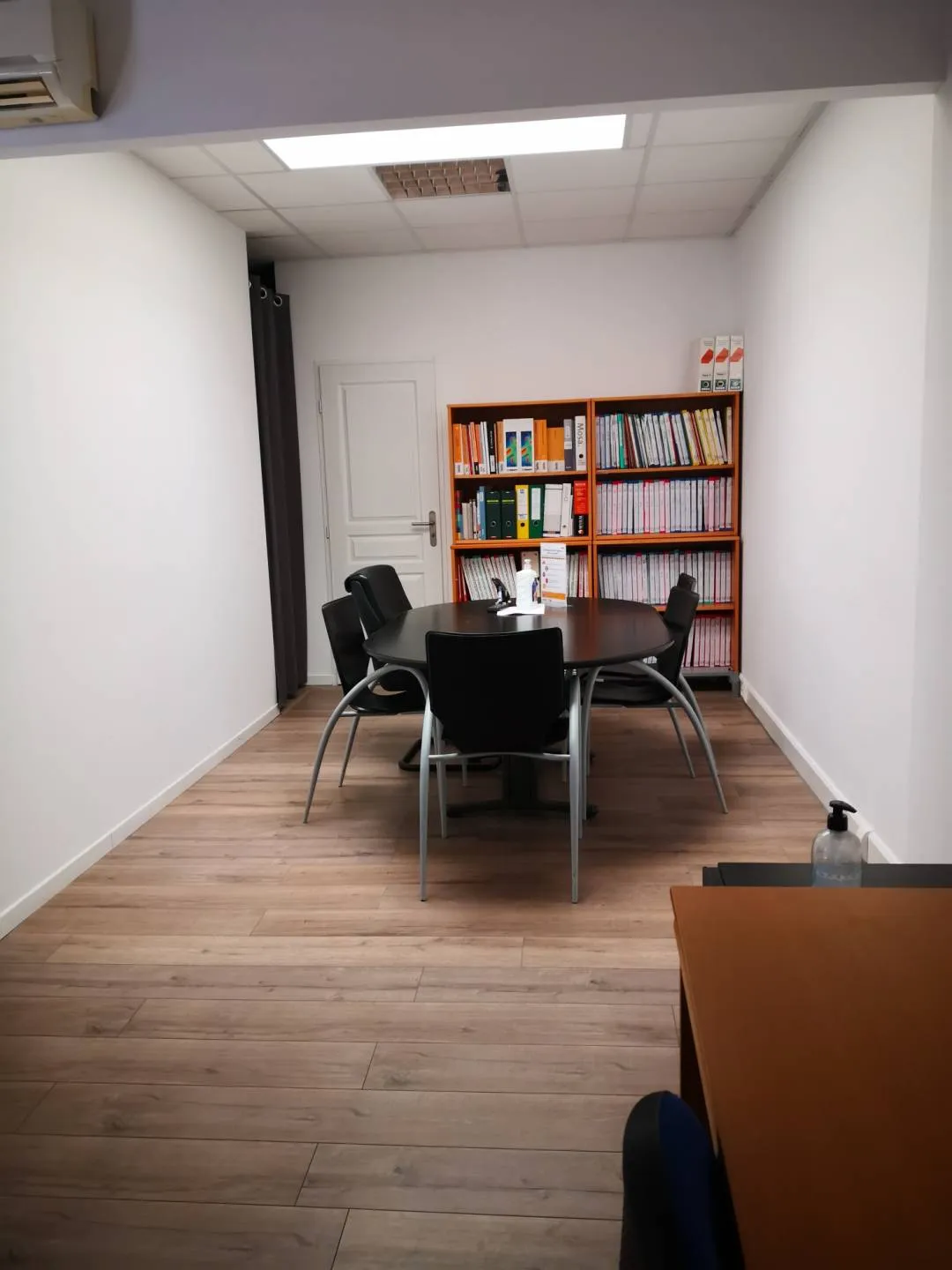 bureau à Six-Fours-les-Plages (83140) — photo 4