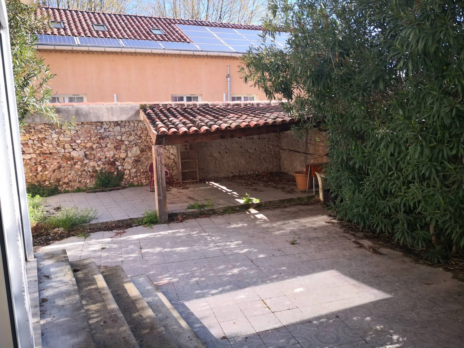 immeuble à Cuers (83390) — photo 2