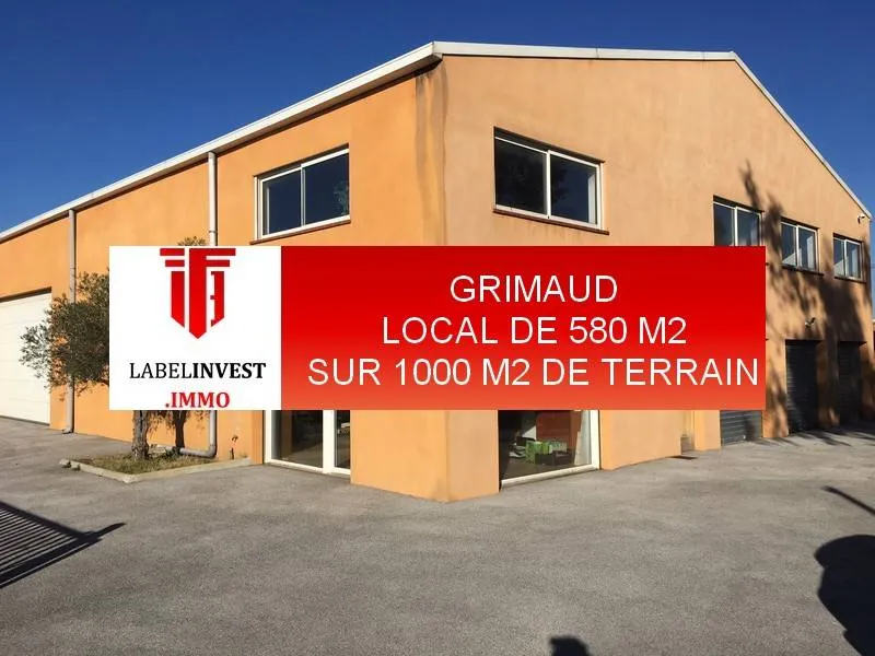 local commercial à Grimaud (83310)