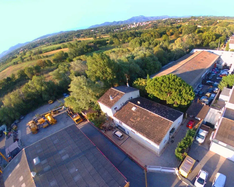 local commercial à Fréjus (83600)